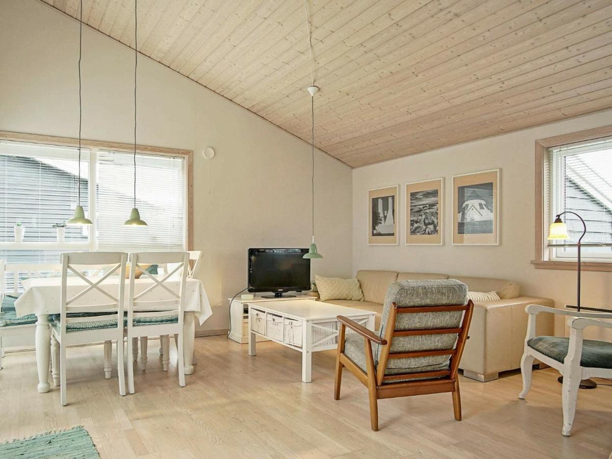 4 Person Holiday Home In Gudhjem Dış mekan fotoğraf